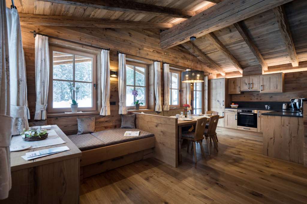 Schustererhof Zillertal | Chalet Edelweiss | Wohnraum | © mood photography by jan hanser